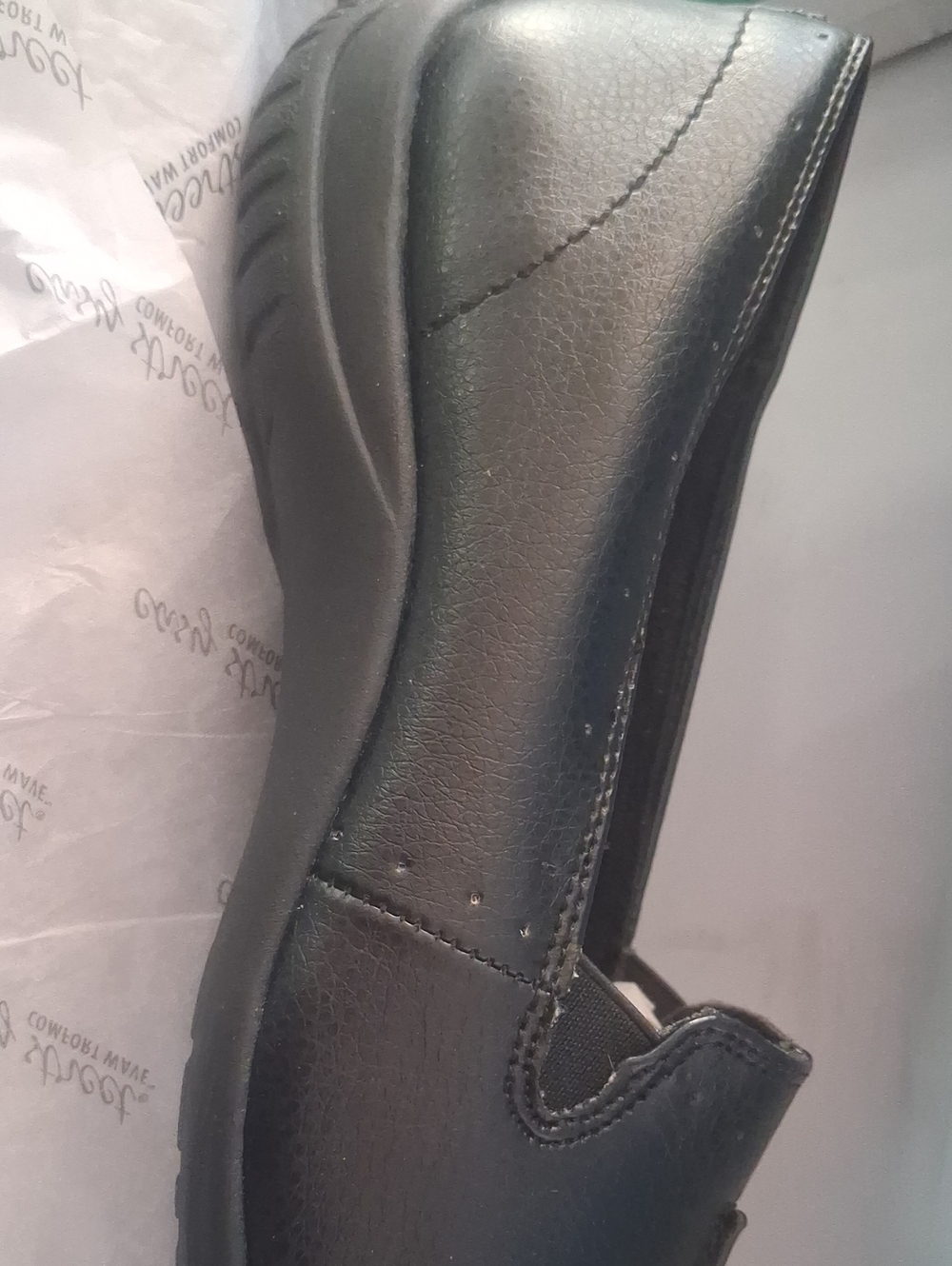 easy street Black Slip-On Women's Comfort Loafer
